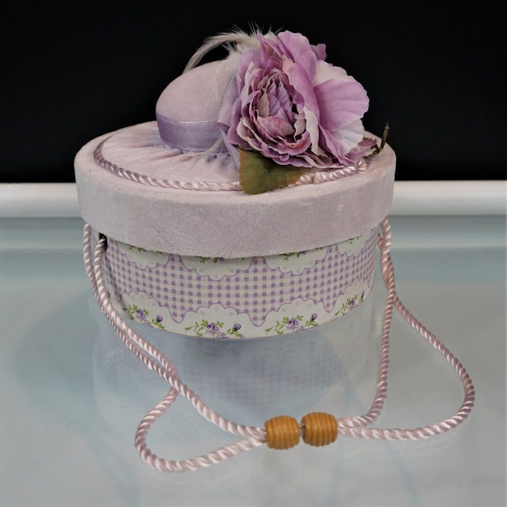 Vintage Decorative Gift Box Floral Lavender Round Keepsake Box Faux Flowers Lid